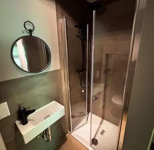 My-happy-place - Netflix - Stellplatz - Terrasse - Garten